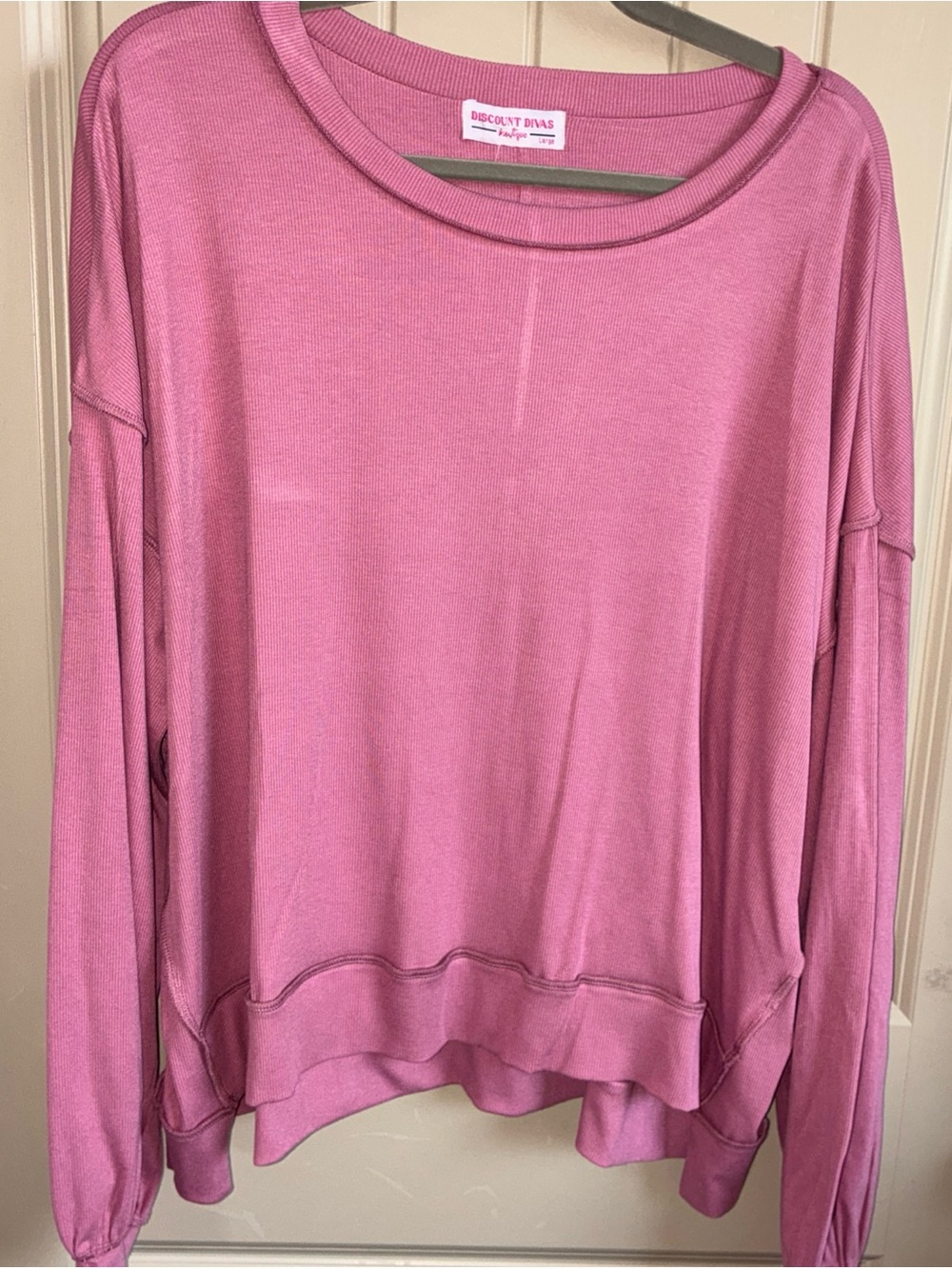 Discount Divas Vintage Rose Crewneck Sweatshirt